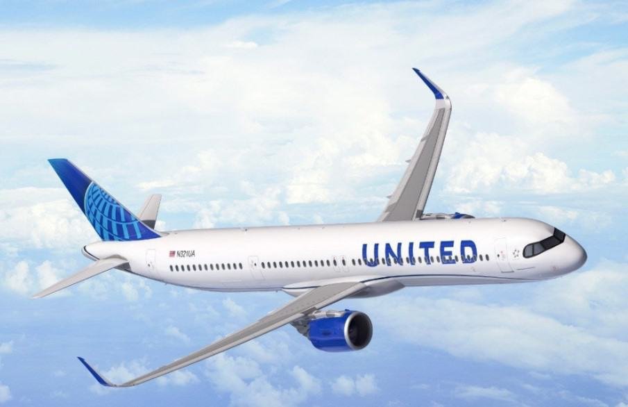 Top 10 Highest Paid Airline Pilots in the World | 2022 - United Airlines: